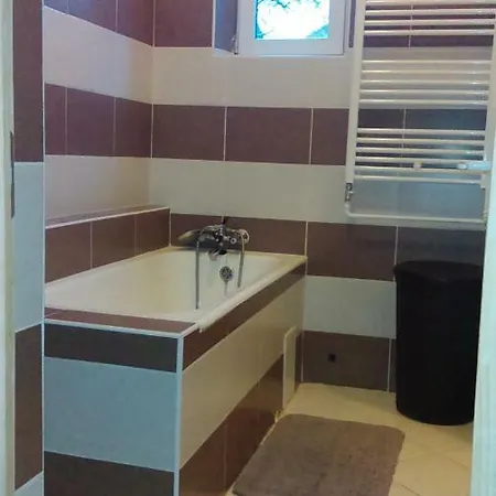 Apartman Regina Vendégház *